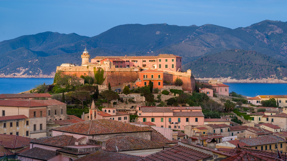 Forte Falcone al tramonto